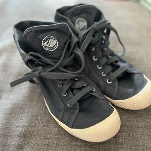 Palladium High Top Sneakers, size women’s 9
